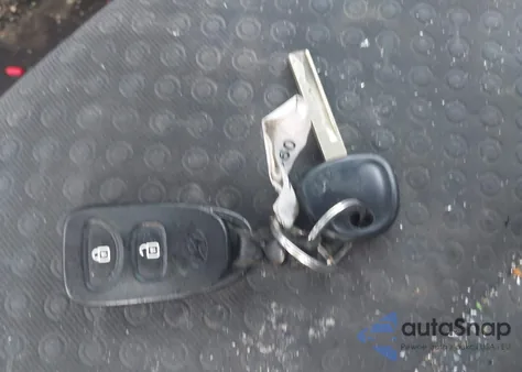 2012 Hyundai Accent Se z USA, uszkodzony, nr VIN KMHCU5AE8CU017467